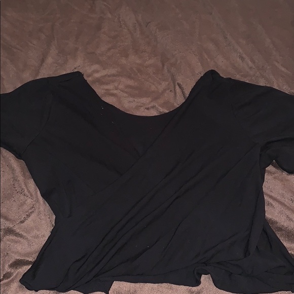 Black Open Back Crop Top - Picture 2 of 3
